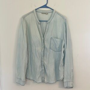 Holding Horses Anthropologie Button Up Women’s size Large